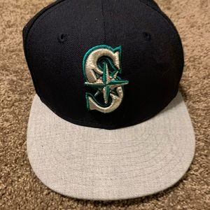 Seattle Mariners Fitted Hat